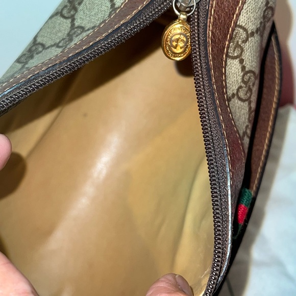 Gucci Monogram Sherry Line Sling or crossbody bag - Picture 5 of 16